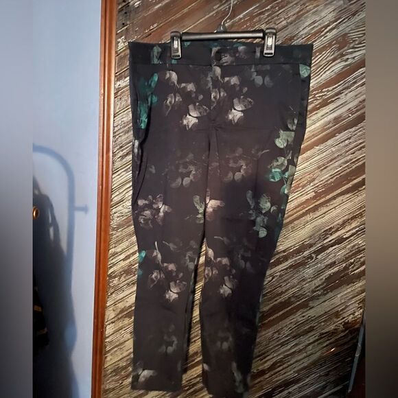 Level 99 Botanica midrise trousers - Picture 3 of 9